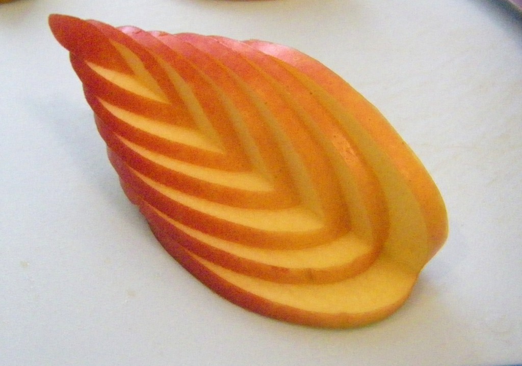 изображение Как красиво нарезать яблоки пошаговое фото