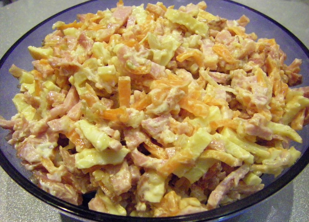 изображение Простой и вкусный салат с мясом рецепт с фото