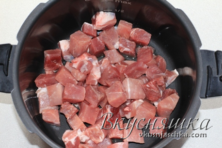 изображение Мясо с черносливом в мультиварке рецепт с фото