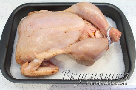изображение Курица с солью целиком в духовке рецепт с фото